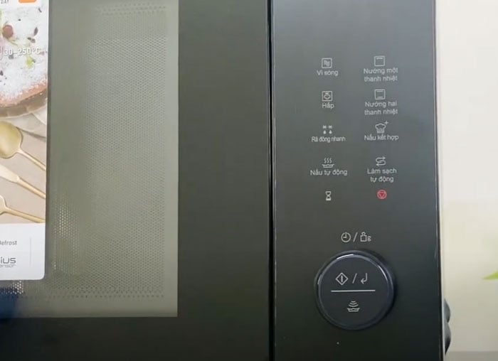 lò vi sóng Panasonic NN DS59NBYUE có bảng điều khiển tiện lợi lò vi sóng Panasonic NN DS59NBYUE có bảng điều khiển tiện lợi