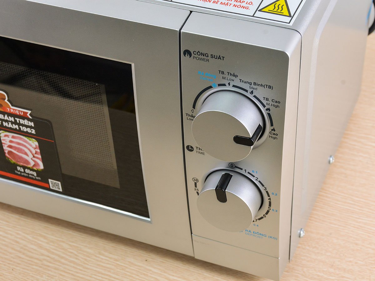 Lò vi sóng Sharp R-207VN-SL (20 lít)