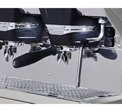 Máy pha cà phê chuyên nghiệp Rancilio Classe 5 USB 2 Group