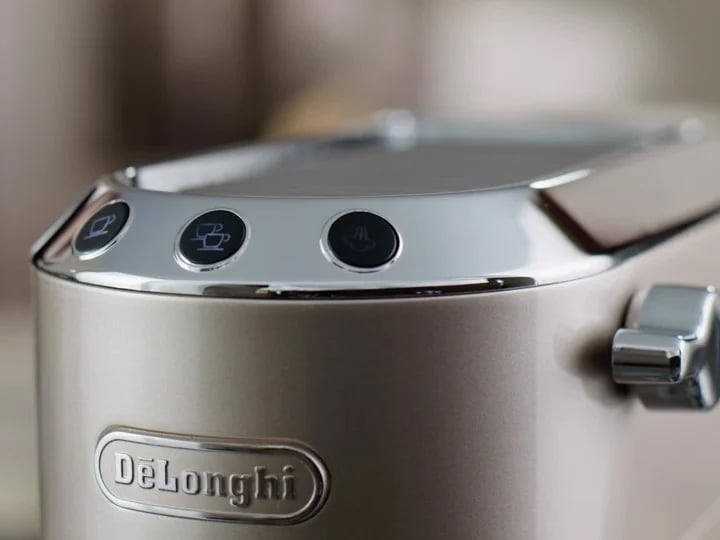 Máy pha cà phê Delonghi Dedica Metallics EC785.BG