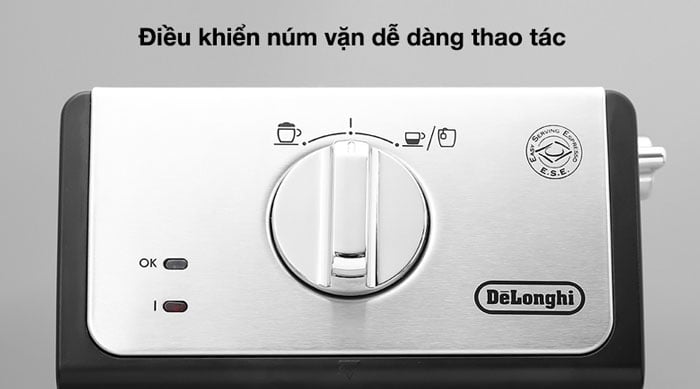 Bảng điều khiển của máy pha cà phê Delonghi ECP33.21.BK được thiết kế trực quan với núm điều chỉnh hơi nước dễ dàng sử dụng Bảng điều khiển của máy pha cà phê Delonghi ECP33.21.BK được thiết kế trực quan với núm điều chỉnh hơi nước dễ dàng sử dụng