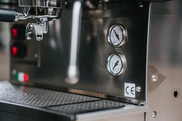 may-pha-ca-phe-la-nuova-era-la5cento-5-1