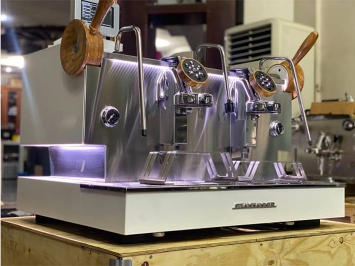may-pha-ca-phe-xlvi-steamhammer-cattiva-2-group-11 Máy pha cà phê XLVI SteamHammer Cattiva 2 Group