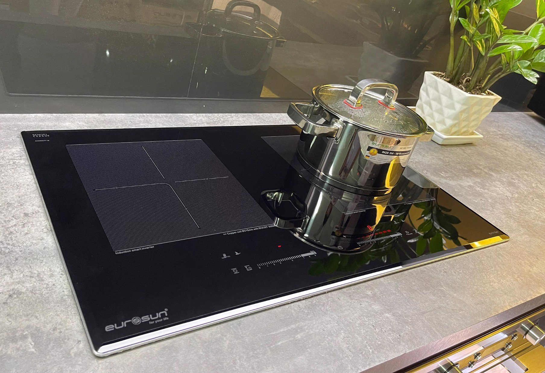 model-bep-tu-eurosun-eu-t715pro Bếp từ Eurosun EU-T715Pro