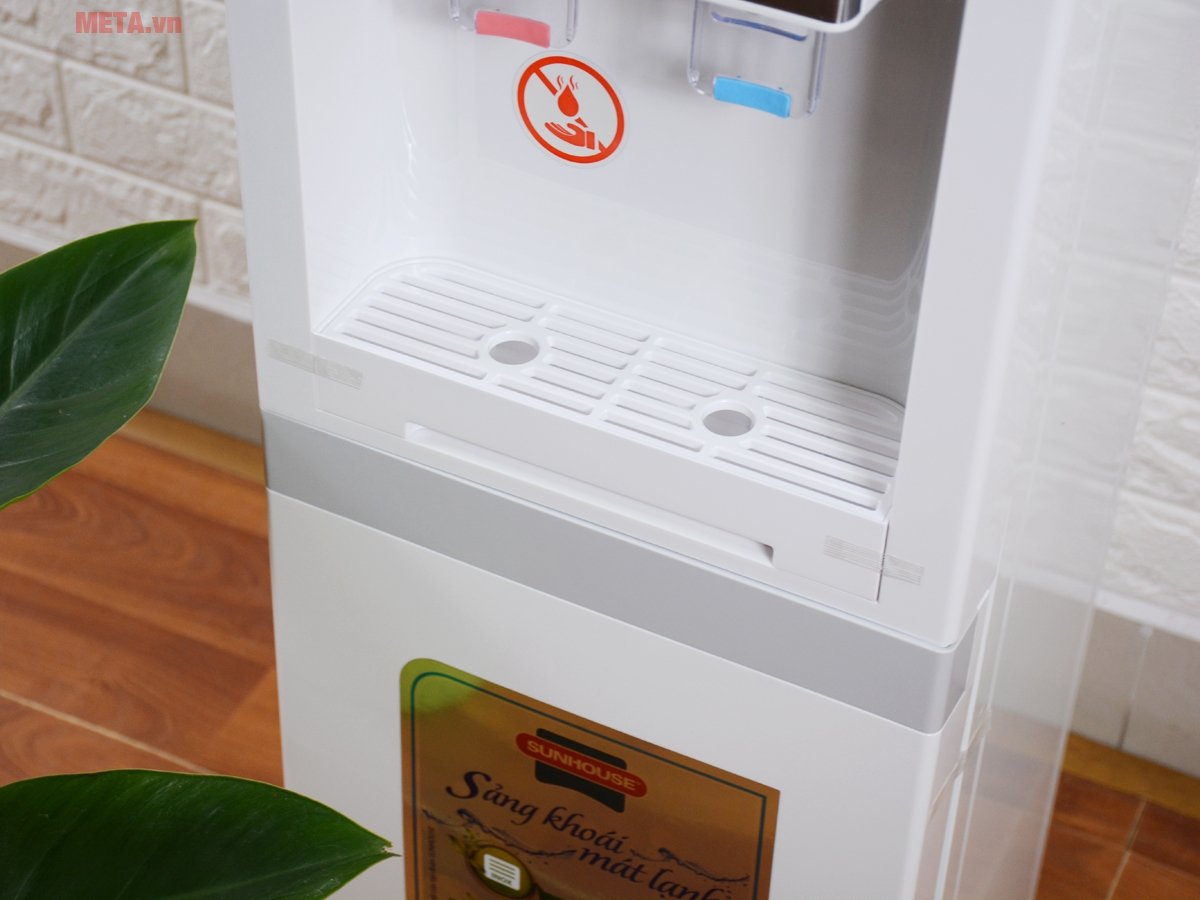 Cây nước nóng lạnh Sunhouse SHD9602