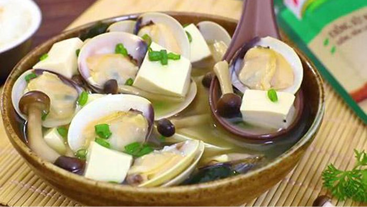 0-1200x676-2 Canh nghêu miso và canh nghêu kim chi