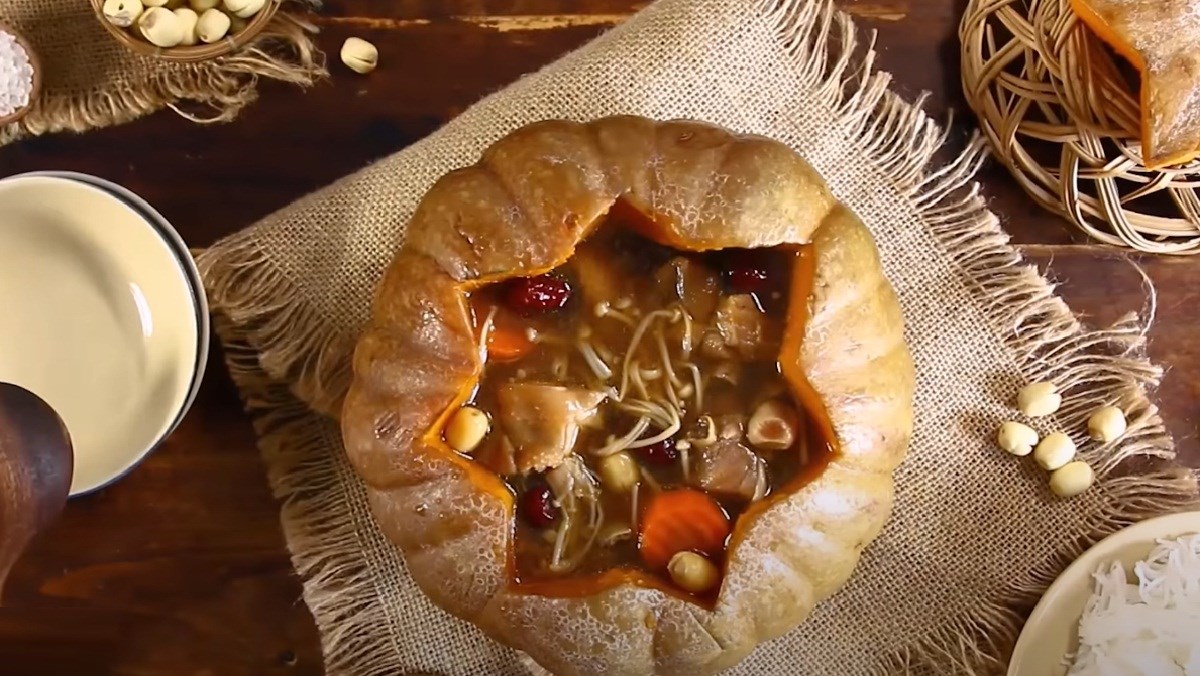 2 cách làm gà hầm bí đỏ và gà ác hấp bí đỏ thơm ngon bổ dưỡng 2 cách làm gà hầm bí đỏ và gà ác hấp bí đỏ thơm ngon bổ dưỡng