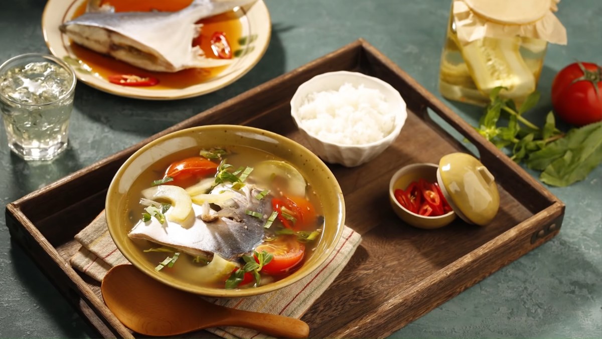 canh cá chim dưa muối lạ miệng hấp dẫn