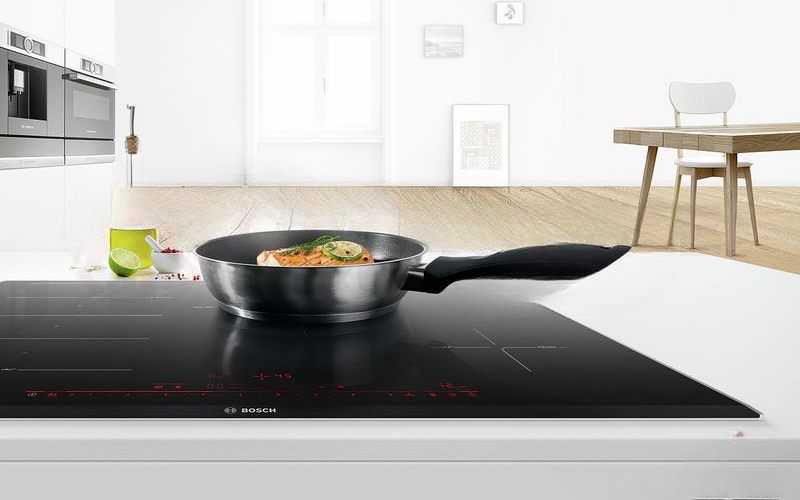 Bếp 4 vùng nấu là gì?