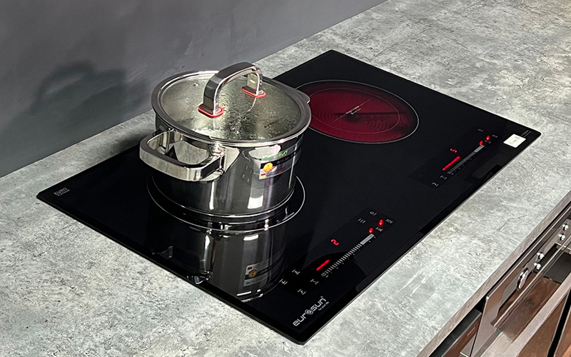 Thiết kế sang trọng, phù hợp với nhiều không gian bếp