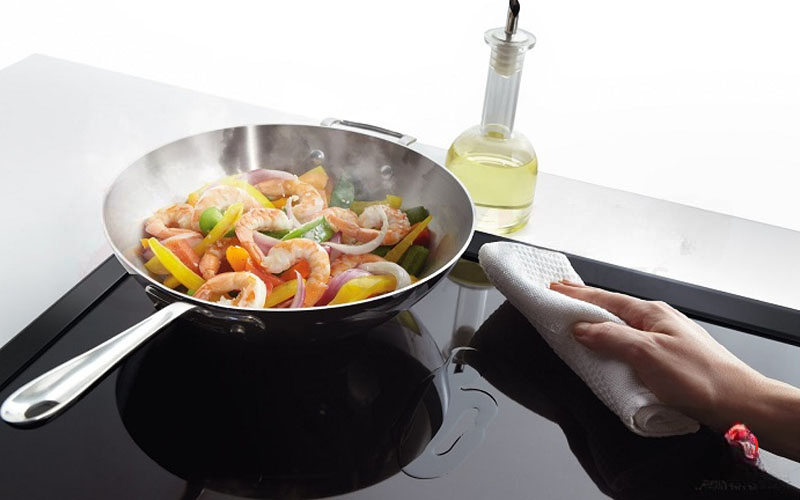 Bếp đang ở chế độ khóa vệ sinh tạm thời - Clean Function