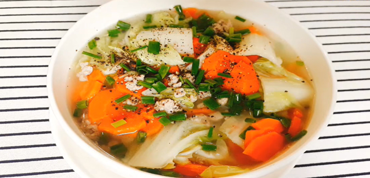 Cách nấu 2 món canh thịt xay viên rau rủ và canh cải thảo thịt xay dễ làm