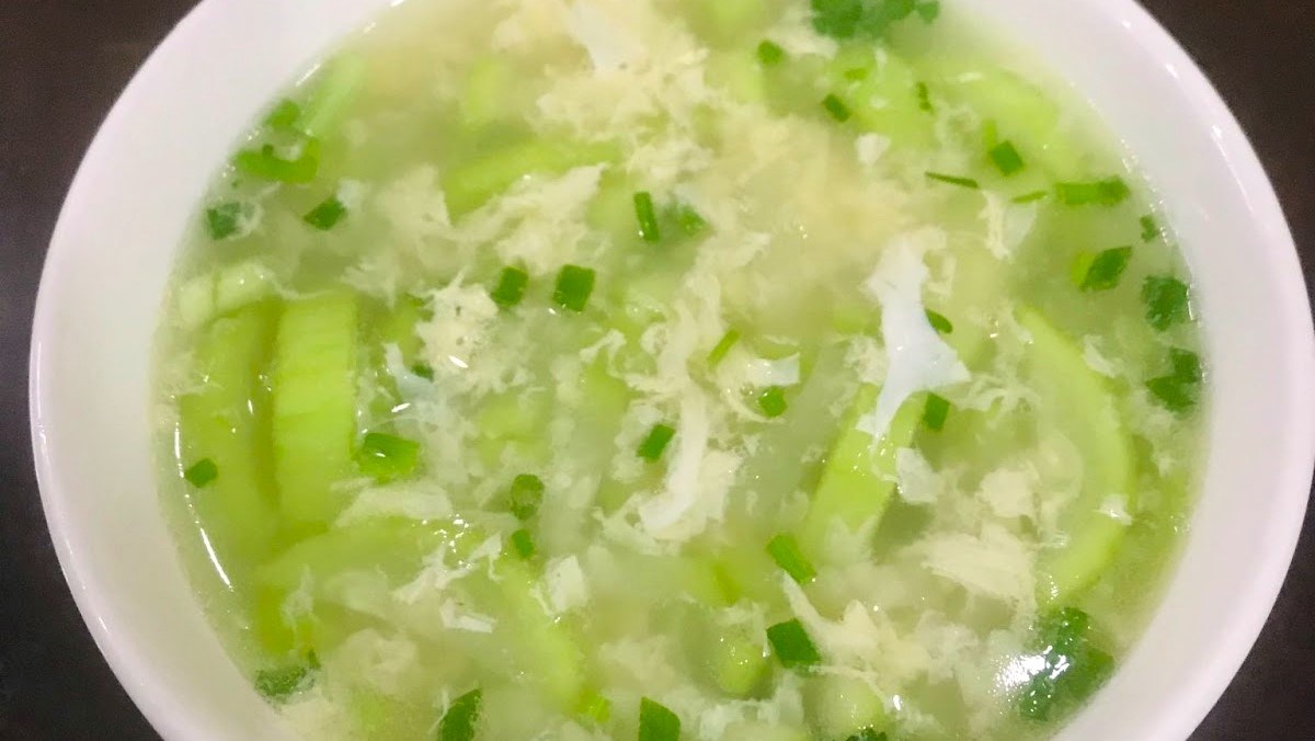 Cách nấu canh bầu nấu trứng Cách nấu canh bầu nấu trứng