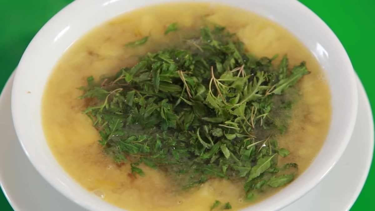 Canh lá đinh lăng