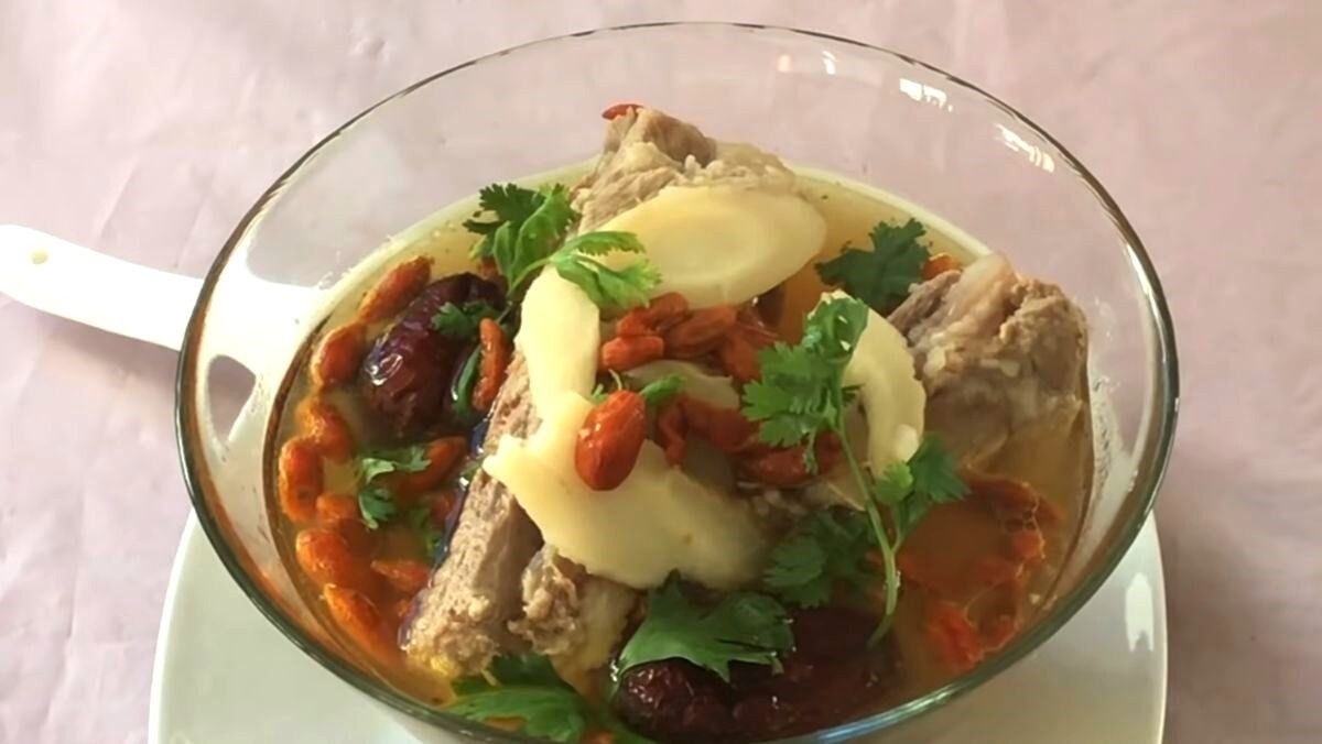 cach-nau-canh-sam-tuoi-voi-suon-thom-ngon-dam-da-cuc-ky-bo-avt-1200x676-1-1 Canh sâm tươi với sườn