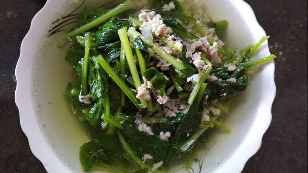 Cách nấu canh cải ngọt thịt bằm thanh mát, nhẹ vị cho bữa cơm