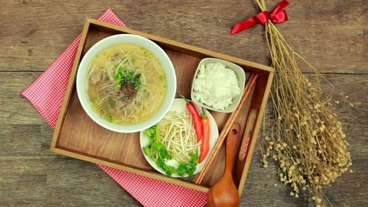 Canh giá đỗ thịt bò