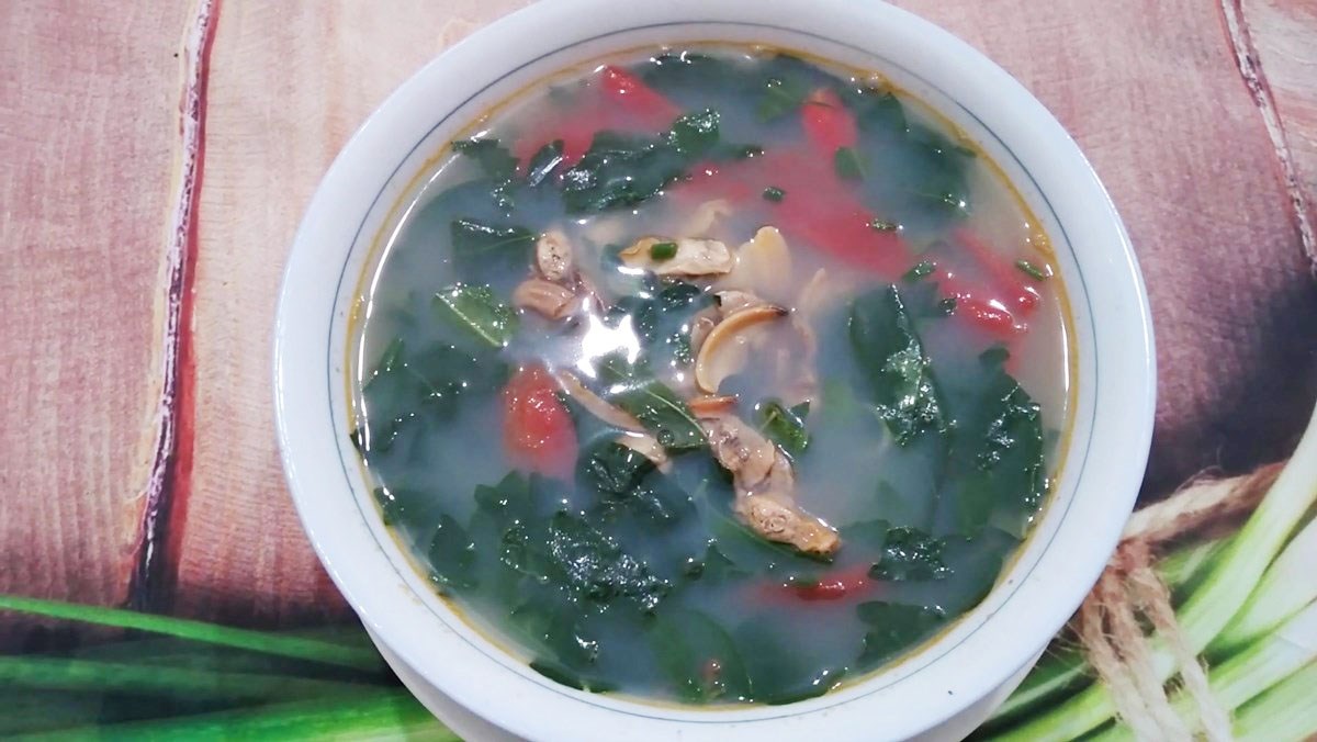 canh trai nấu rau ngót thơm ngon 