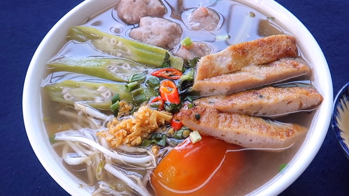 cathum-1200x676-2 Canh chua chả cá thác lác