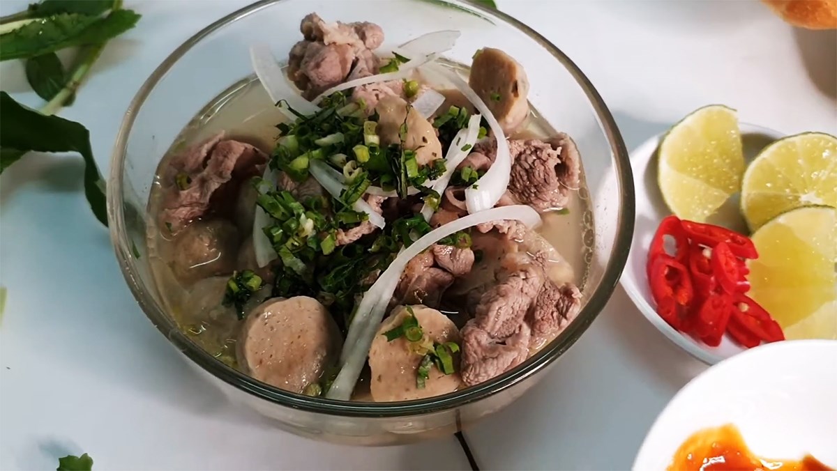 2 Cách nấu súp bò viên và súp gân bò thơm ngon, dai giòn khó cưỡng 2 Cách nấu súp bò viên và súp gân bò thơm ngon, dai giòn khó cưỡng