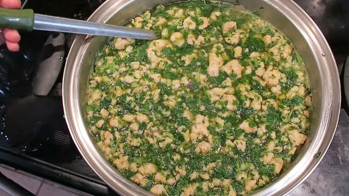 canh rau đay nấu tôm hấp thanh mát giải nhiệt ngày nắng hè