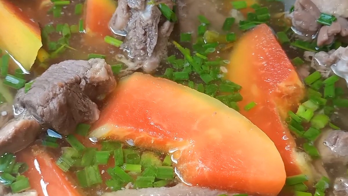 Cách nấu canh vịt hầm đu đủ thơm ngon bổ dưỡng, dễ làm tại nhà