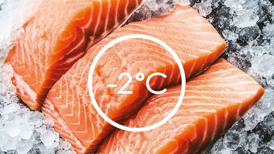 tủ lạnh Electrolux ngăn đá trên ETB3740M-H chính là ngăn TasteSeal™ tủ lạnh Electrolux ngăn đá trên ETB3740M-H chính là ngăn TasteSeal™