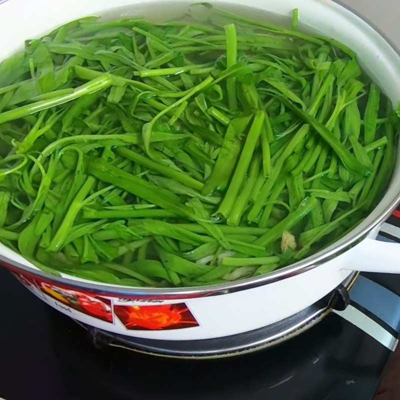 Bước 2 Nấu canh Canh chua rau muống tôm