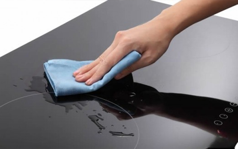 Vệ sinh mặt bếp Vệ sinh mặt bếp