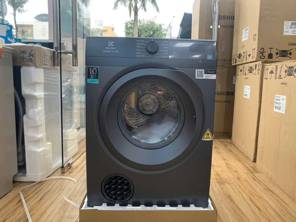 Máy Sấy Quần Áo Electrolux EDV904N3SC Có Gì Hot? 3 Lý Do Khiến Nó “Gây Sốt” Trên Thị Trường
