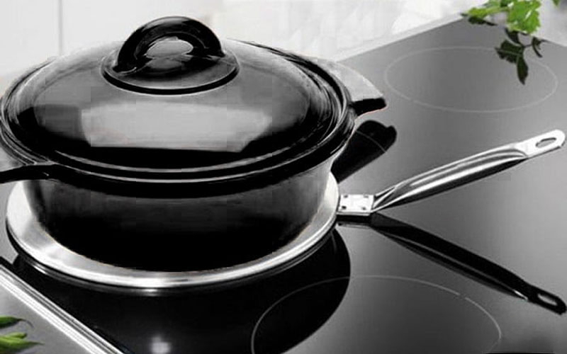 Lưu ý khi nấu nồi đất trên bếp từ Lưu ý khi nấu nồi đất trên bếp từ