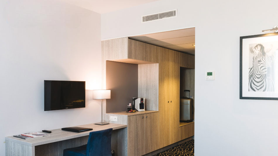 điều hòa nối ống gió Daikin 24000btu FDLF71DV1 điều hòa nối ống gió Daikin 24000btu FDLF71DV1