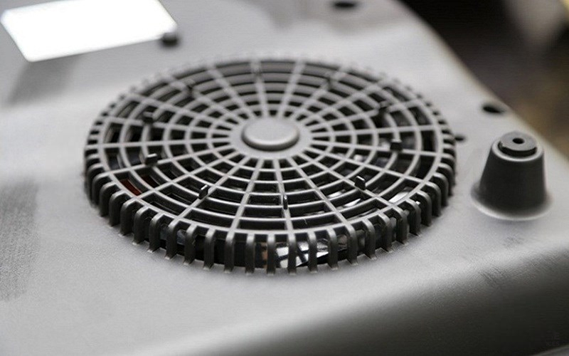 Quạt tản nhiệt bếp từ là một bộ phận quan trọng