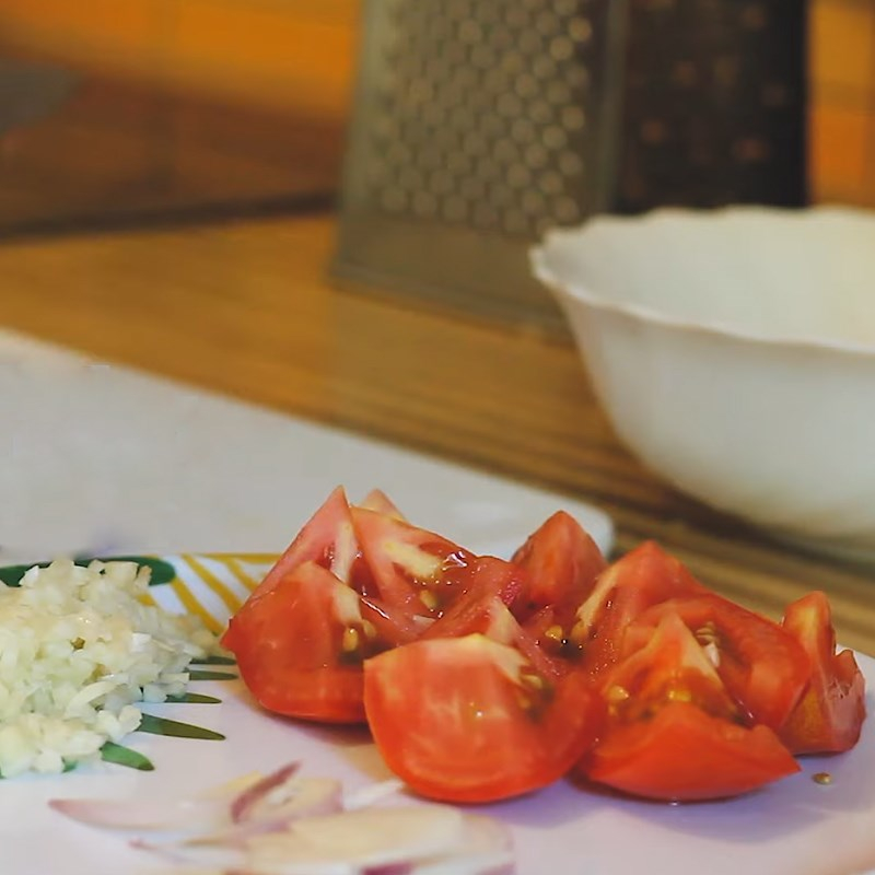 Bước 1 Sơ chế nguyên liệu Canh chua rau muống thịt bò