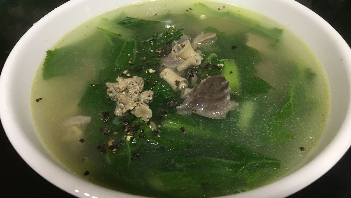 Cách nấu canh cải bẹ xanh lòng gà thanh mát ngon ngọt cho bữa cơm 