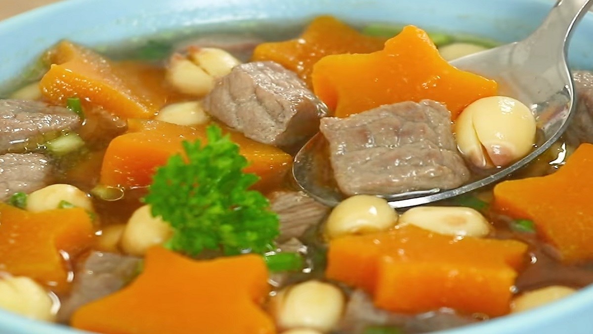 Canh thịt bò bí đỏ