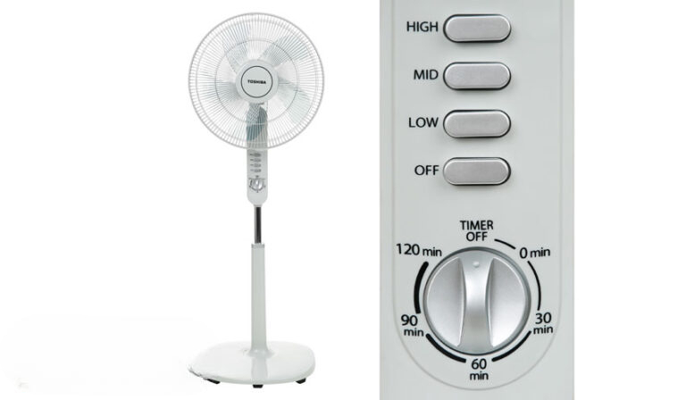 chức năng hẹn giờ trên Quạt cây Toshiba LSA10(H)VN 