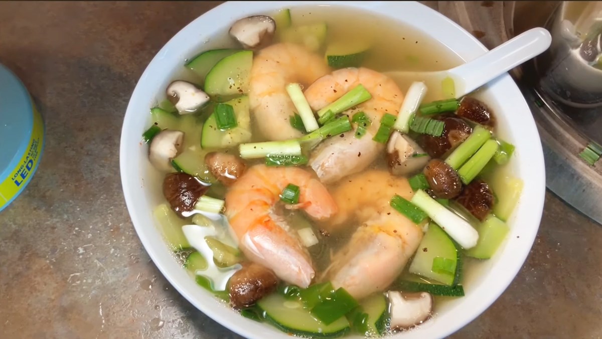 canh bí ngòi xanh thơm ngon, bổ dưỡng