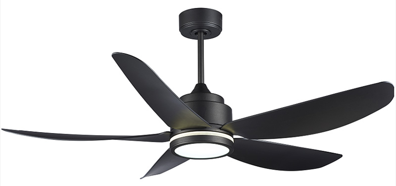 Quạt trần Benny BFC52LUXW có thiết kế hiện đại, màu sắc tinh tế sẽ góp phần tô điểm thêm cho ngôi nhà của bạn. Quạt trần