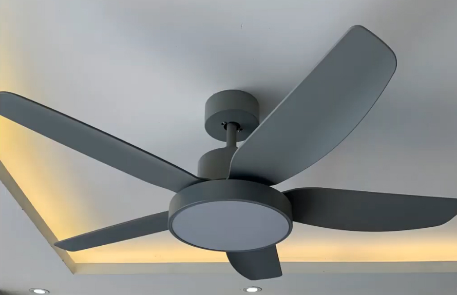 Quạt trần có 5 cánh Quạt trần có đèn