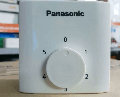 Quạt trần Panasonic F60MZ2 có bảng điều khiển hộp số dễ dùng Quạt trần Panasonic F60MZ2 có bảng điều khiển hộp số dễ dùng