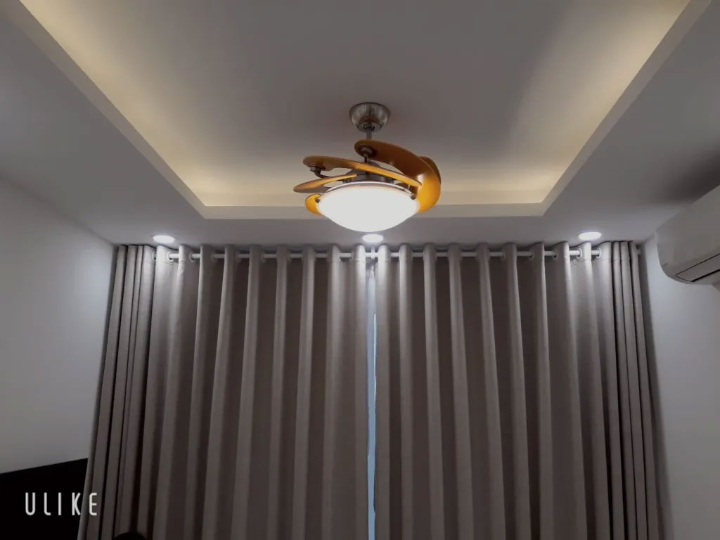 Quạt trần có đèn