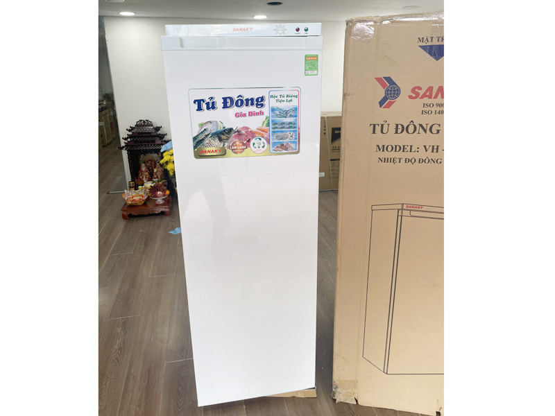 Tủ đông Sanaky VH-230VD Tủ đông Sanaky VH-230VD