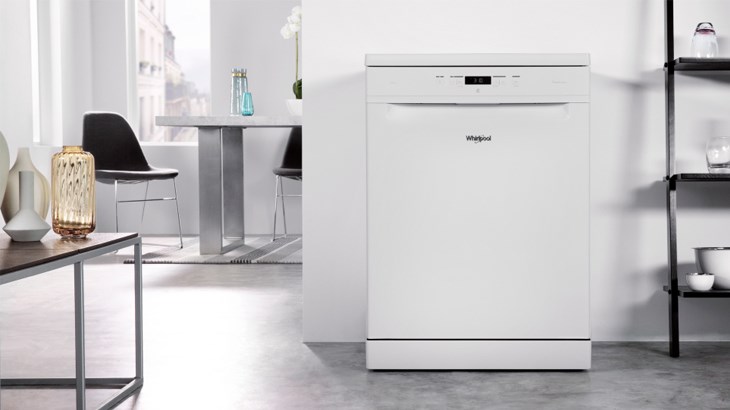 Máy rửa chén độc lập Whirlpool WFC 3C26P