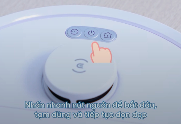 Nhấn các nút trên thân robot để sử dụng