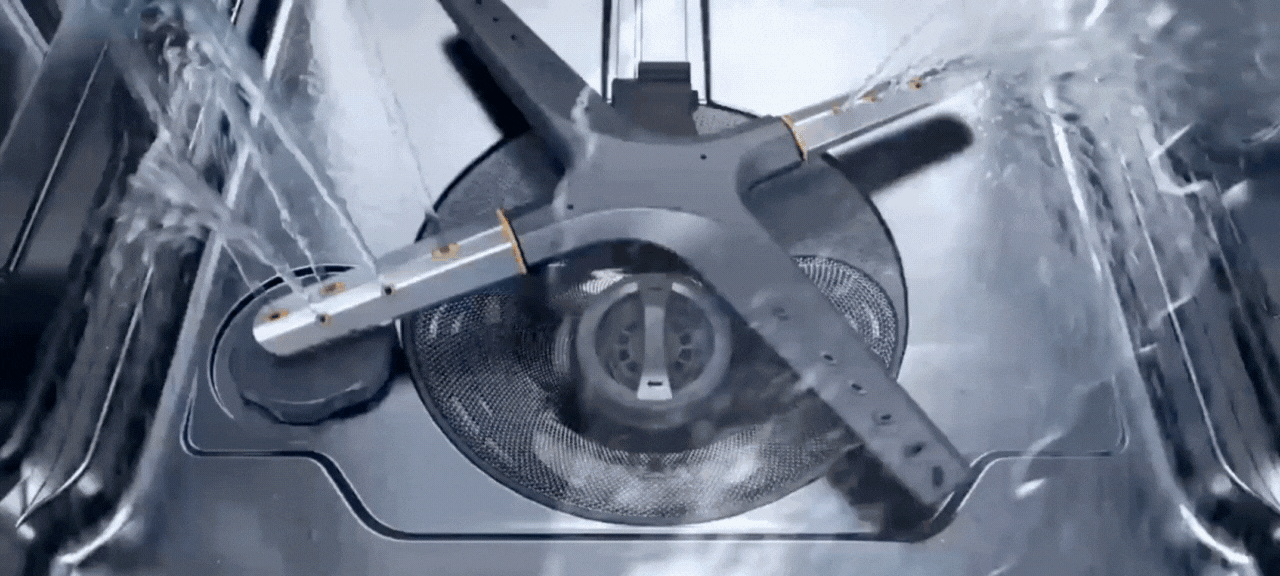 Máy rửa chén độc lập LG LDT14SVA4 trang bị công nghệ QuadWash™ với tay phun 4 cánh làm sạch đa hướng