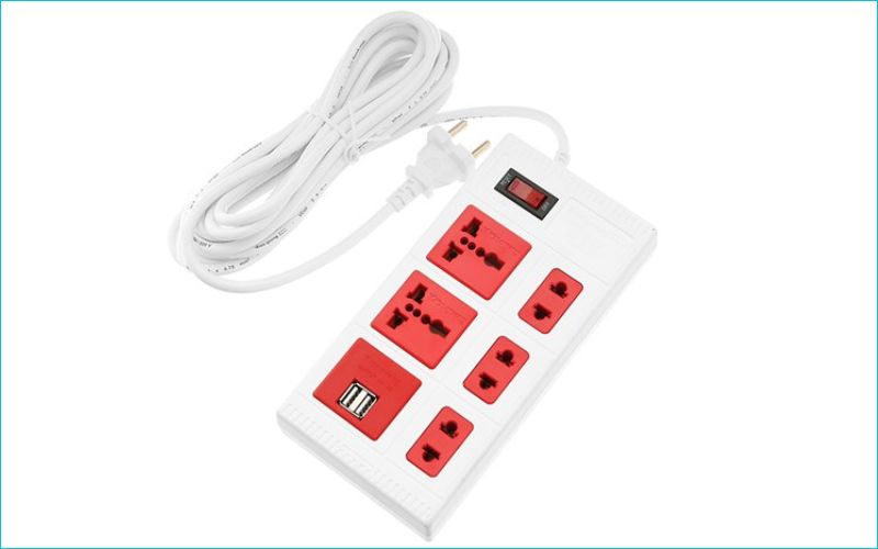 Ổ cắm điện Điện Quang 5 lỗ 2 USB 5m ECO ĐQ ESK 5WR 5ECO 2A có điện áp tối đa 250V - 12A, công suất 2500W, phù hợp với hầu hết các thiết bị điện gia dụng