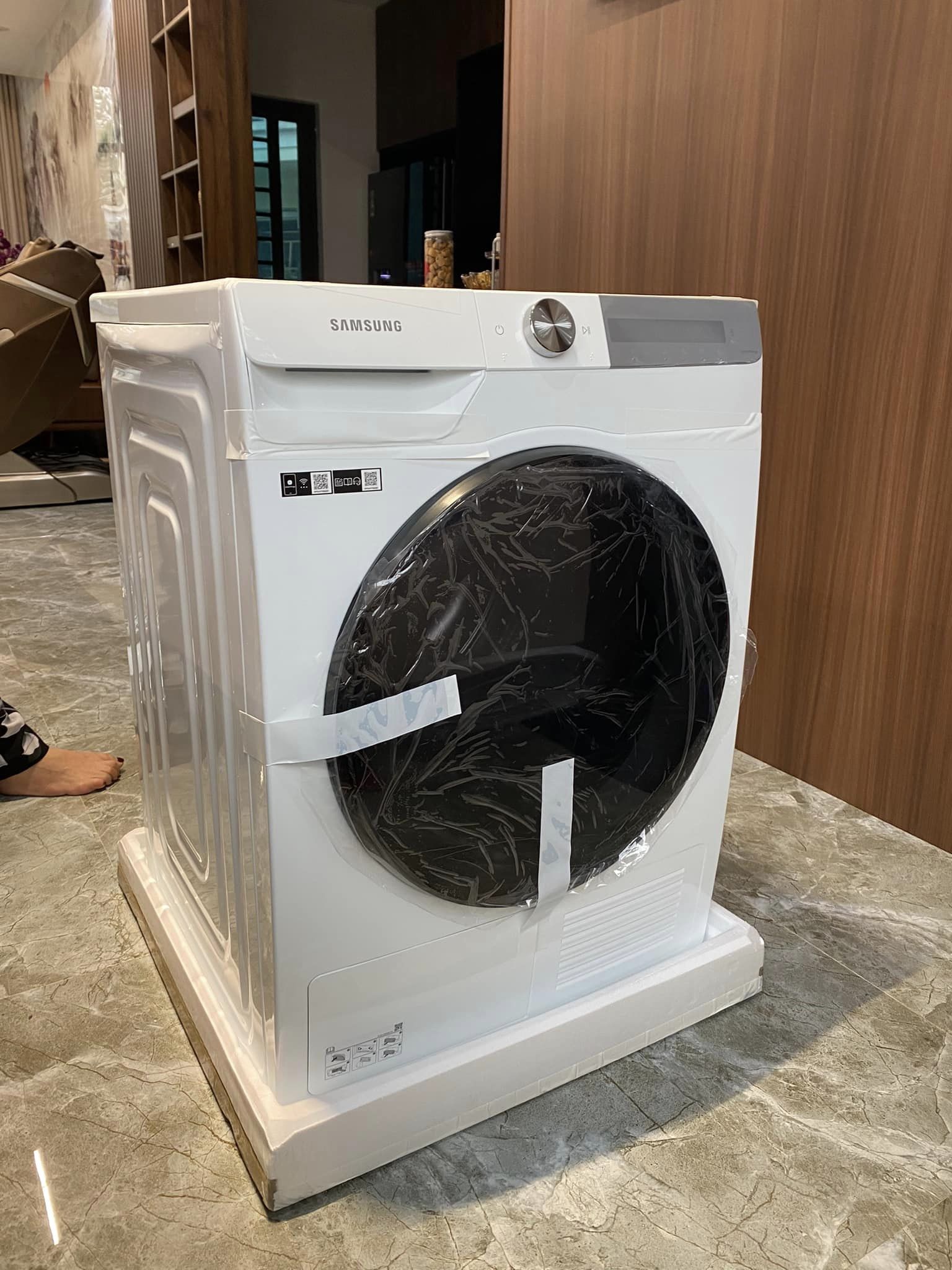 Khối lượng máy sấy quần áo Samsung