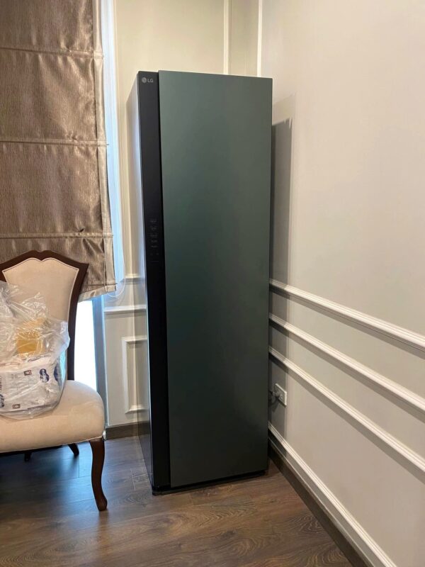 Tủ chăm sóc quần áo LG chu trình sấy diệt khuẩn