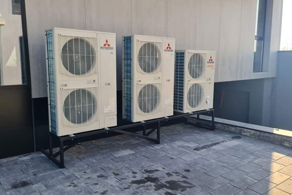 Điều hòa trung tâm Mitsubishi 2 chiều FDC224KXZPE1 Vì sao nên chọn điều hòa trung tâm Mitsubishi 2 chiều FDC224KXZPE1 cho công trình của bạn? - Kithome